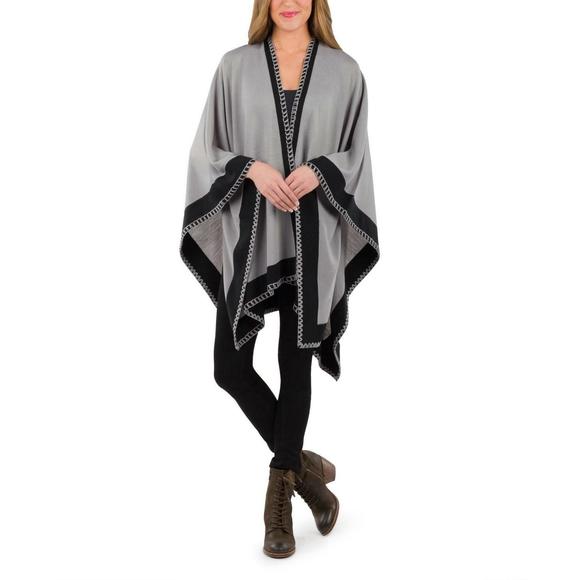 Patricia Nash Sweaters - Patricia Nash Colorblock Short Shawl Poncho Grey One Size New